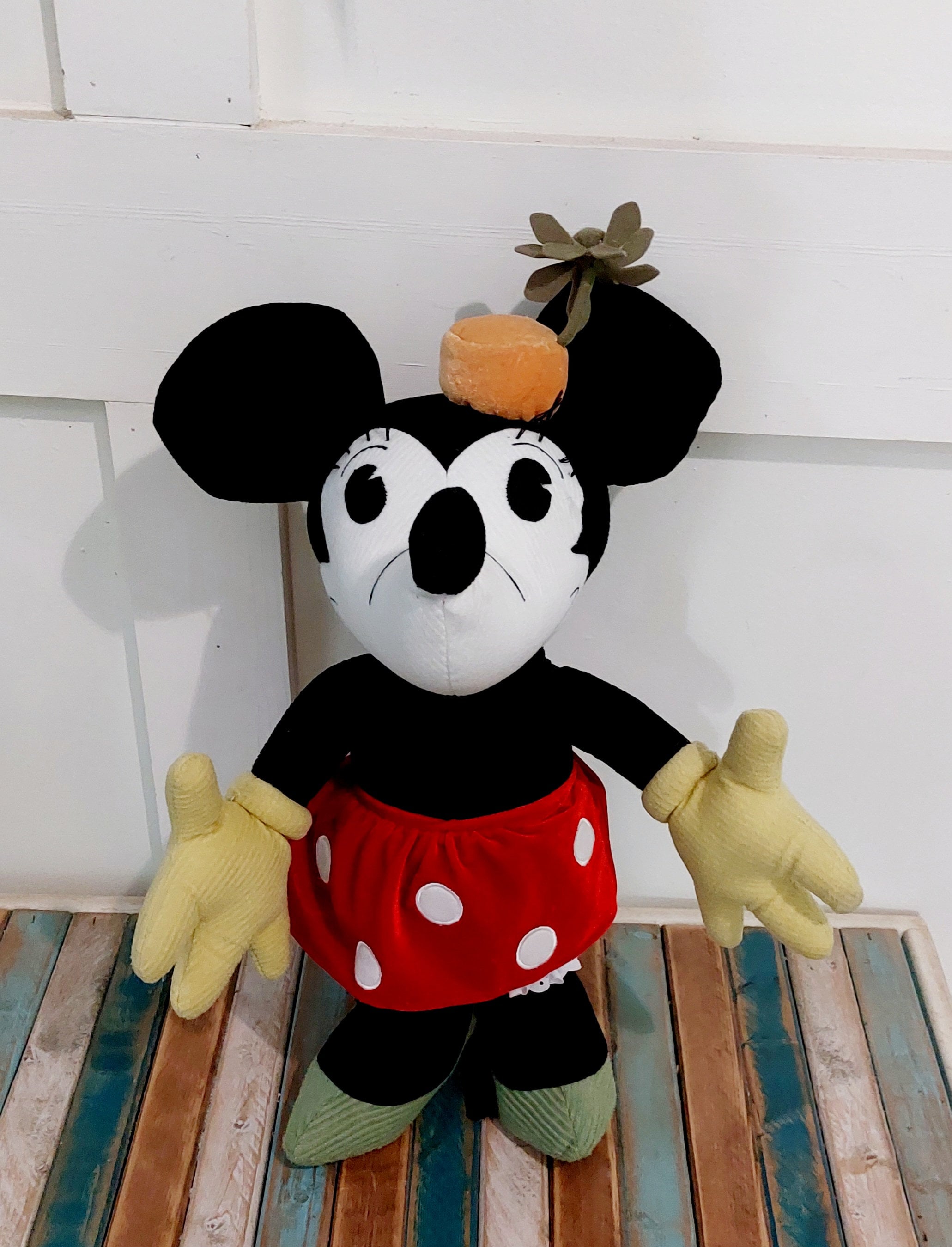 ぬいぐるみ Mickey Minnie Retro Stuffed Toy Disney Store Original Exclusive Mickey & Minnie Mouse Retro