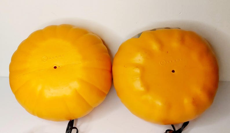 Vintage GEMMY Foam Blow Mold Light up 8 1/2 in Halloween Pumpkin Jack O ...