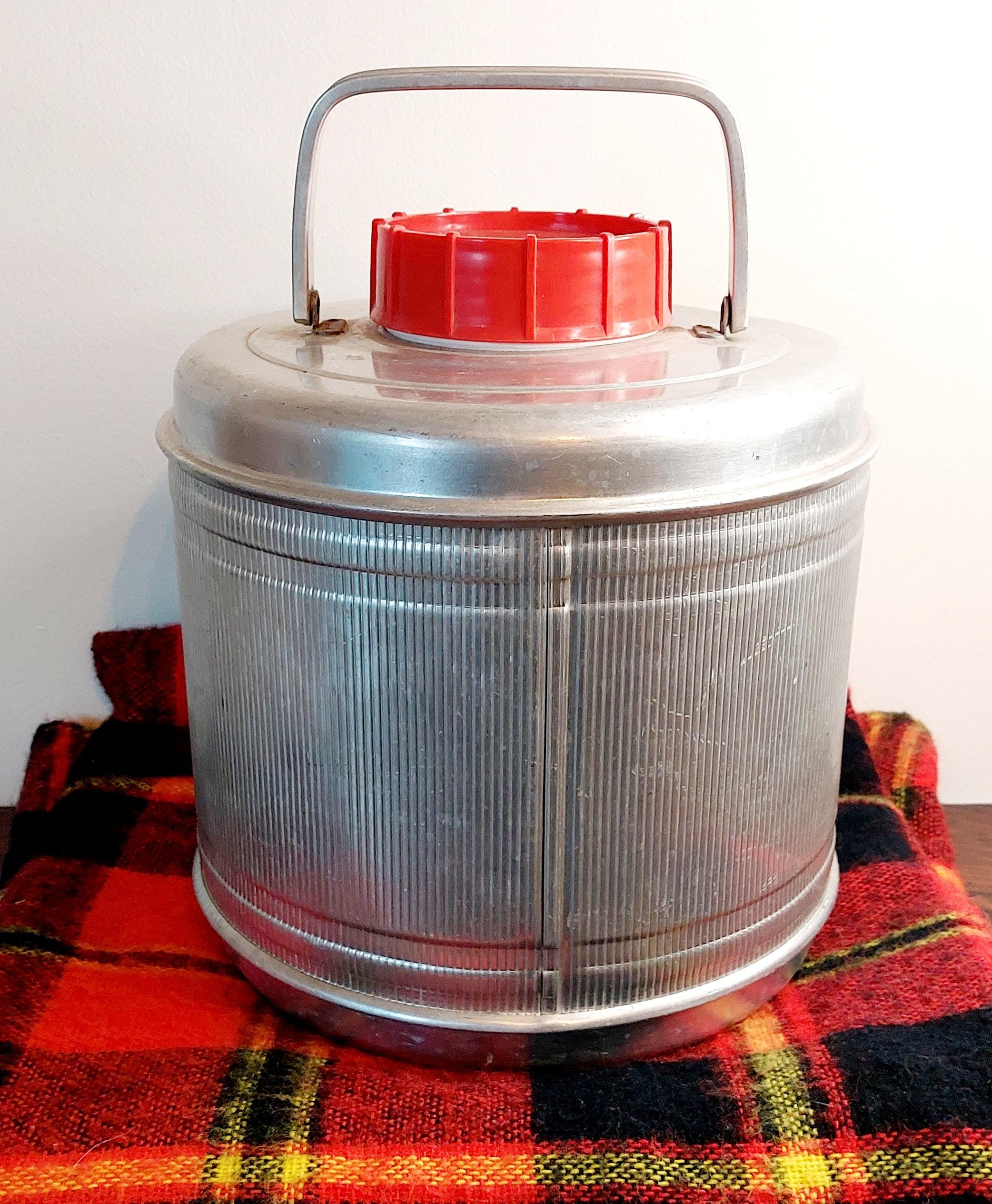 Vintage 1950s Art Deco Aluminum FEATHERFLITE Vacucel Poloron