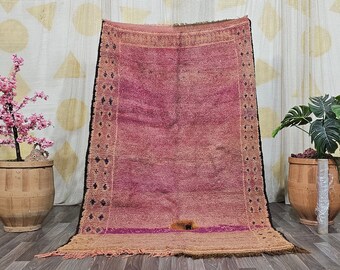 Gorgeous Moroccan Old Rug -Multicolor Berber Carpets -Unique Boujaad rugs ,handmade Old Rugs ,bedroom Azilal Rug, Boho Rugs Mother day