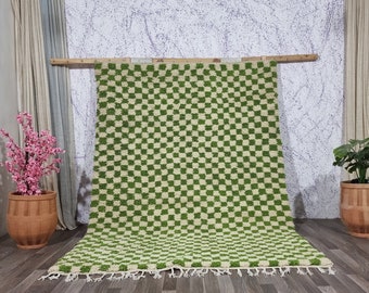 TAPIS BÉNIOURAIN UNIQUE, tapis fait main à carreaux verts - tapis vert et beige - tapis vert émeraude - tapis Beniourain personnalisé, tapis berbère à carreaux 6 x 9