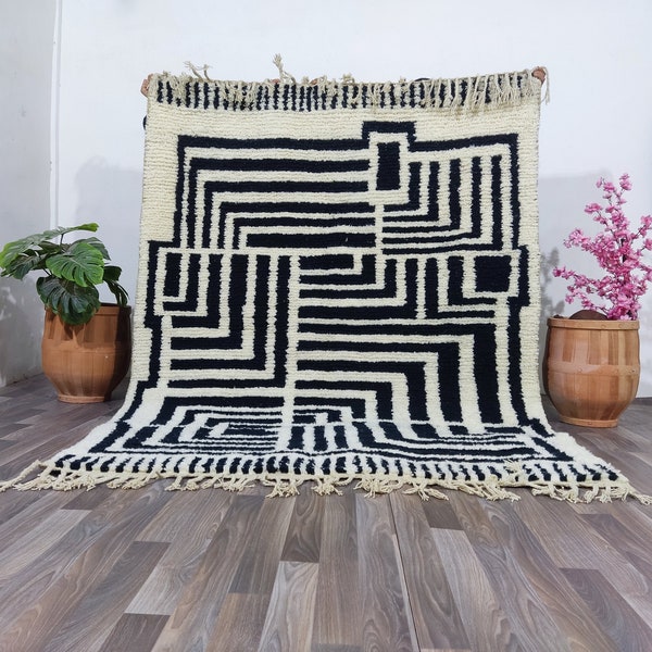 Gorgeous Beni Ourain Rug-Black And White Rug -Black Color Rug-Emerald black Rug-woven rug-White wool Beniourain Carpet -Unique Geometric Rug