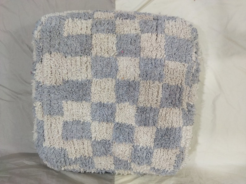 Unique Checkered Wool Pouf ,Gray Wool pouf ,Handmade Checkered Rugs ,Unique Bohemian Sofa ,vintage Pouf Beniourain Wool Pouf old Pouf . zdjęcie 4