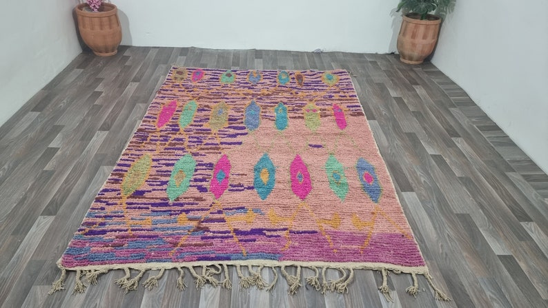 Preciosas alfombras Beni Ourain, alfombras de lana multicolores, alfombra marroquí hecha a mano, alfombras geométricas únicas, alfombra de área bereber, acogedora y elegante caarpet de lana boho imagen 4