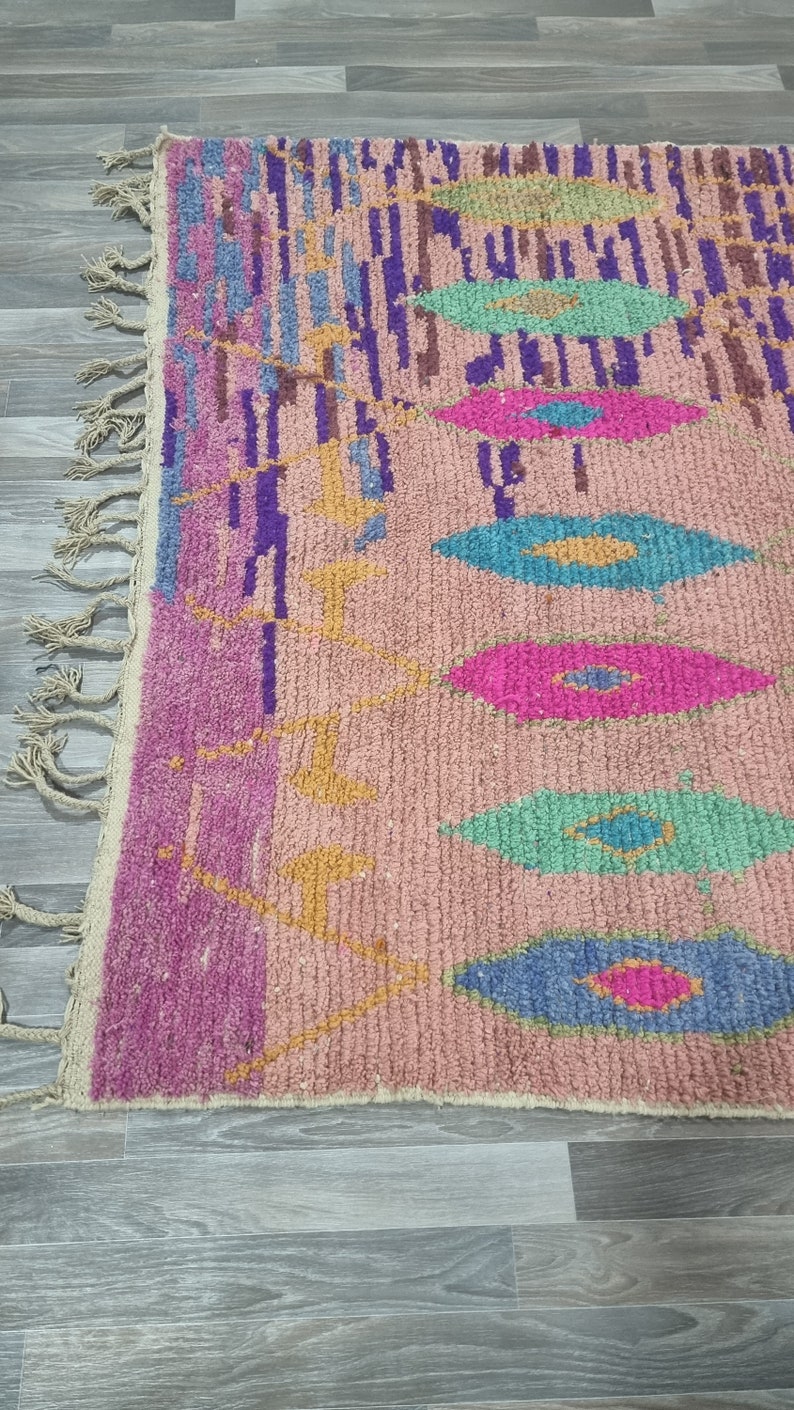 Preciosas alfombras Beni Ourain, alfombras de lana multicolores, alfombra marroquí hecha a mano, alfombras geométricas únicas, alfombra de área bereber, acogedora y elegante caarpet de lana boho imagen 9