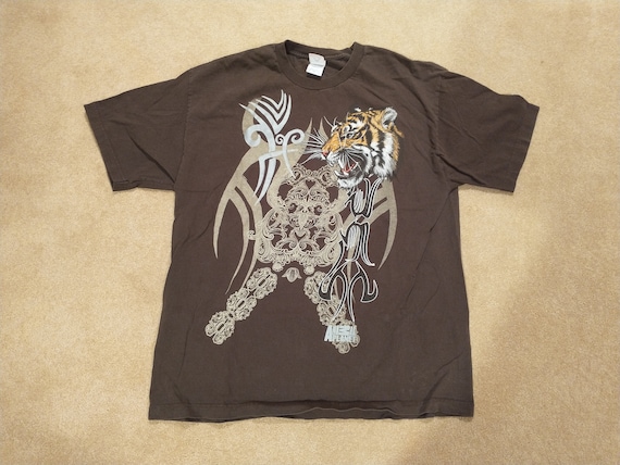 Vintage Wild Tiger T Shirt Size X Large 100 Perce… - image 1