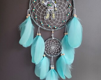 Acchiappasogni personalizzato a tema astronauta blu, decorazione da parete per cameretta dei bambini a tema spazio.