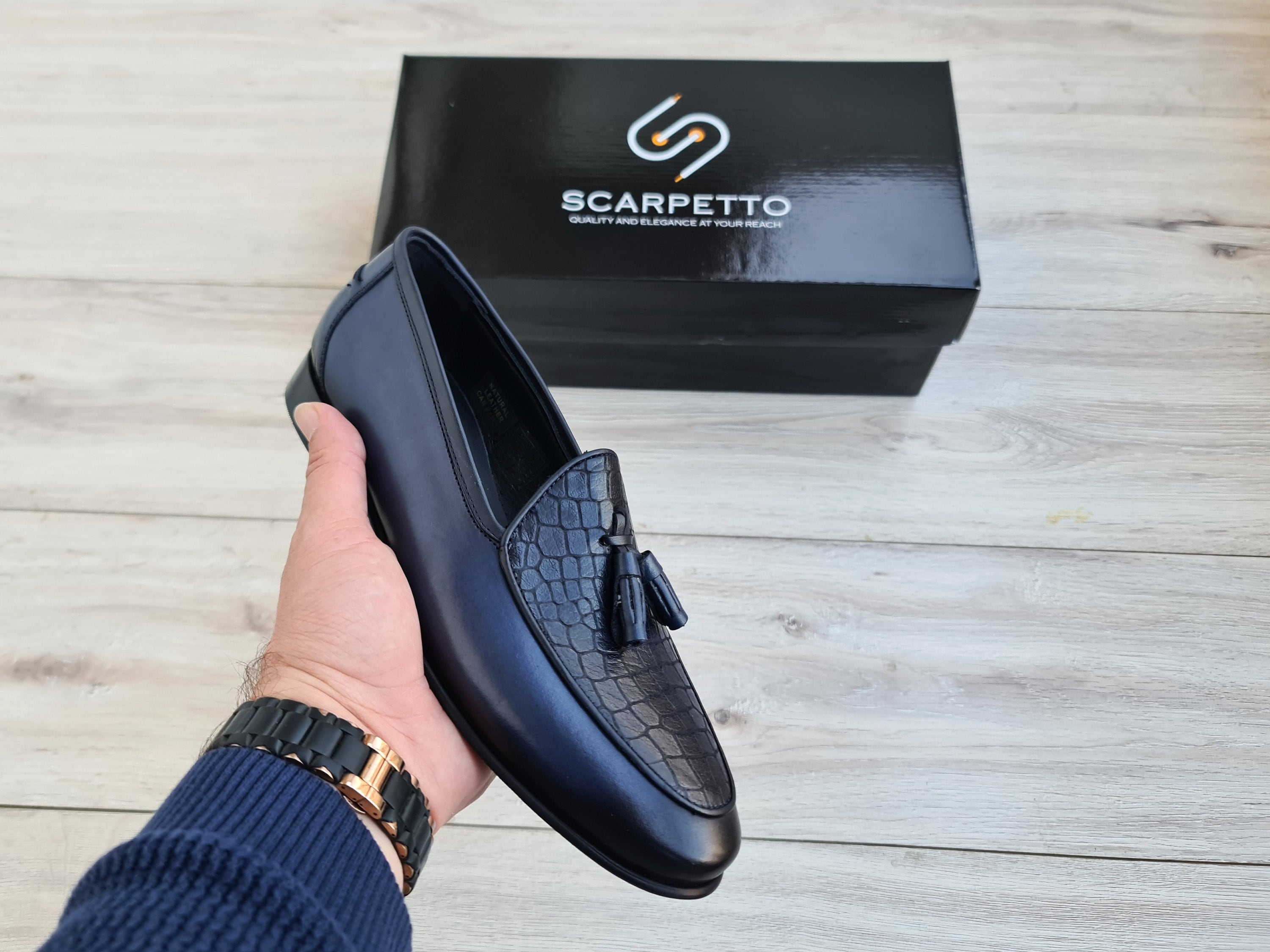 Handmade Dark Blue Croco Leather Tassel Loafers: Men display picture 3