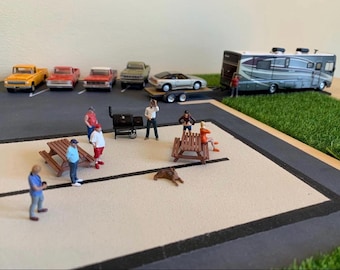 S Scale 1:64 Picnic Tables Set