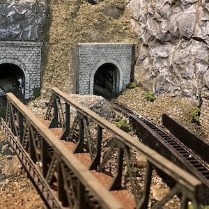 Two N scale single track tunnels pair