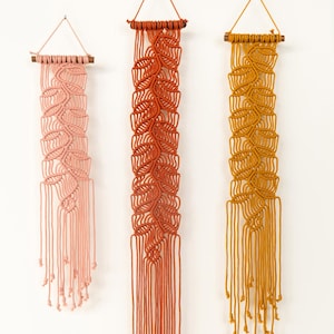 Pinky Vertical Macrame Wall Hanging, Leaf Woven Tapestry, Mid Century Fiber Art