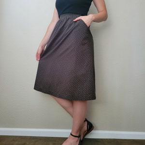 90s Vintage Paisley Midi Skirt S Forest Green Vintage Midi Skirt with Orange Paisley Design by Breckenridge 27 W image 5