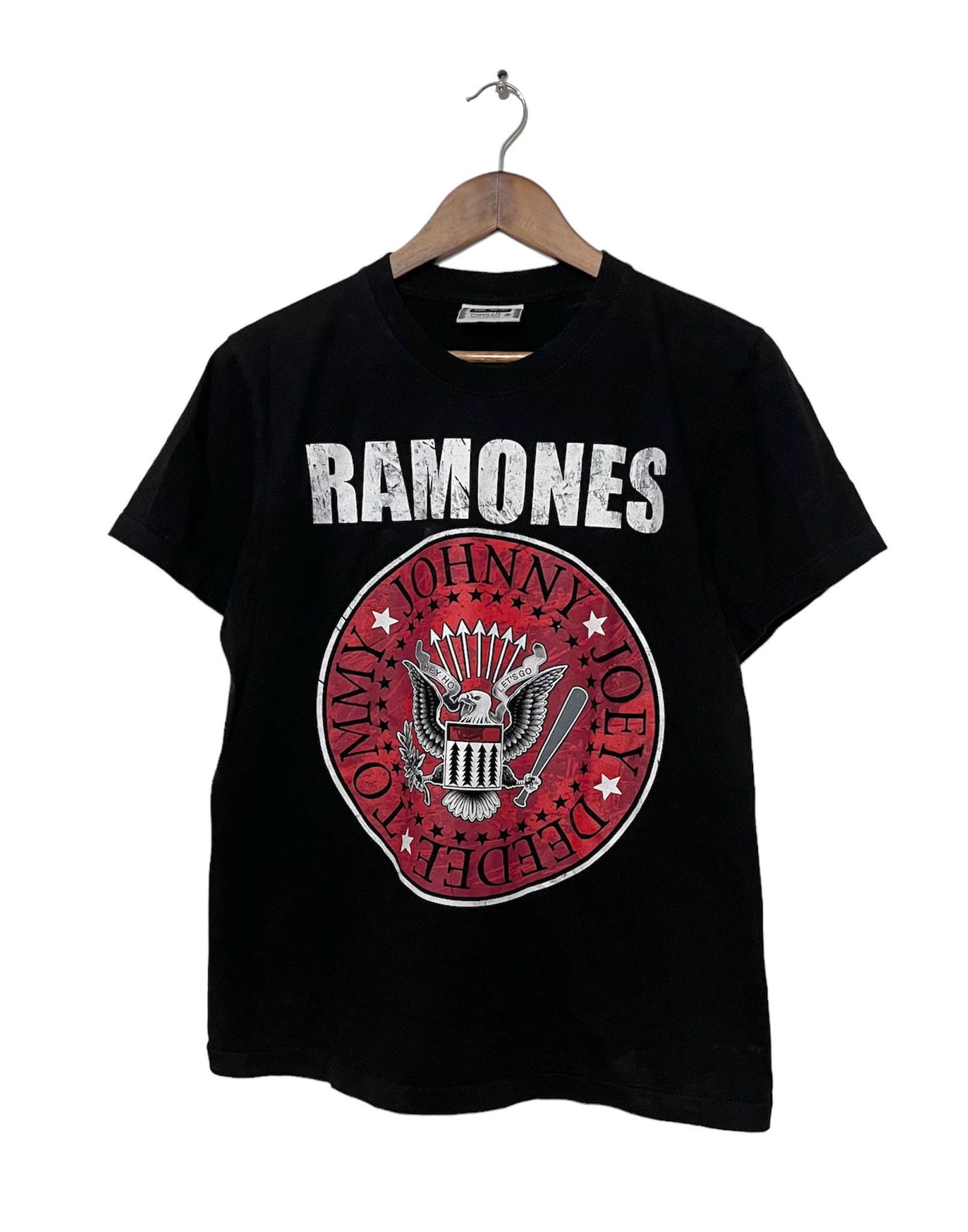 Discover Ramones Tshirt Rock Tshirt Hey Ho Lets Go T-shirt