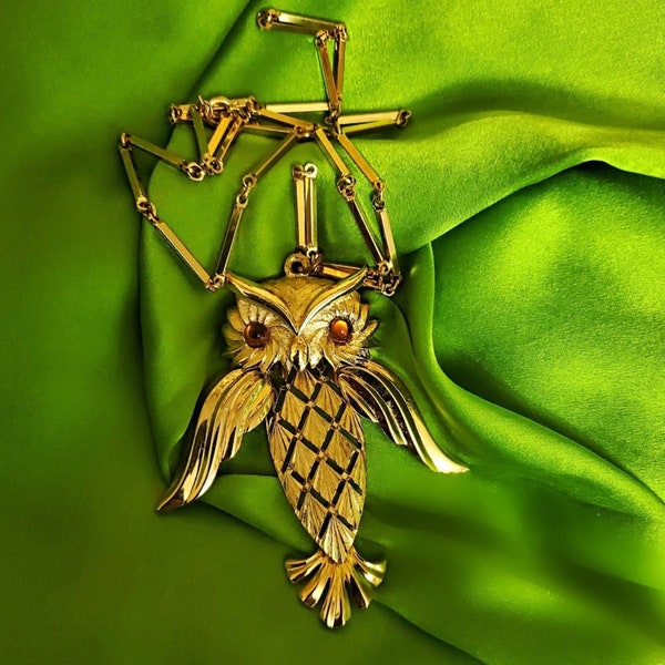 Pendentif hibou articulé chic des années 70, collier bohème vintage doré yeux ambrés