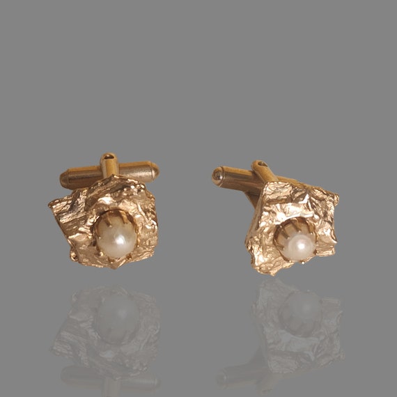 Pearl Nugget Gold Plated Vintage Cufflinks - image 1