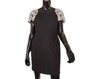 Oscar De La Renta Floral Crystal Embroidered Black Tuxedo Dress Size 6
