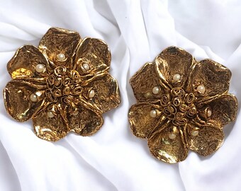 French Gold-Plated Flower Pearl Accent Clip on Vintage Earrings: Avant-Garde Couture