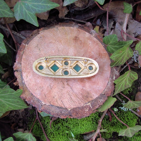 Vintage Lisner Modernist Faux Jade Brooch - image 3