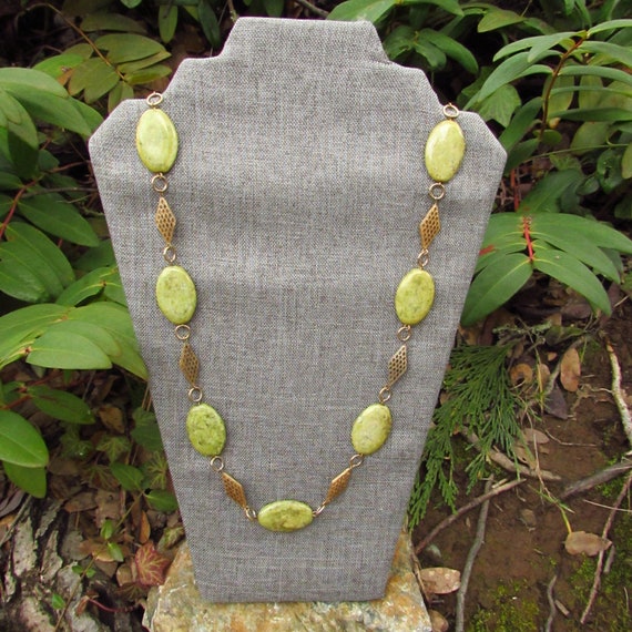 Rare Castlecliff Jasper Necklace and Earring Set Gem