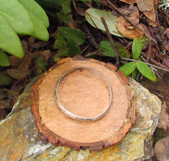 Vintage Embossed Silver Bangle - image 3