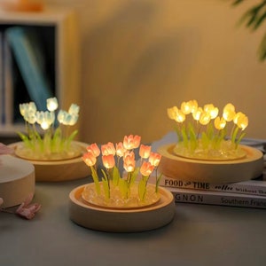 Tulip Lamp - Handmade aesthetic room decor - Led lamp for room - Handmade Glass Nightlight Home Decoration Exquisite Gift for Mother