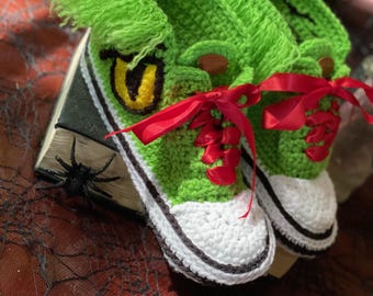 Grinchy Hitop Sneaker Slippers pattern (Adult sizes)