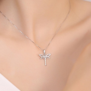 Collier libellule en or blanc 18 carats pendentif papillon en argent Sterling Y2k avec zircone cubique chaîne réglable filles femmes cadeau
