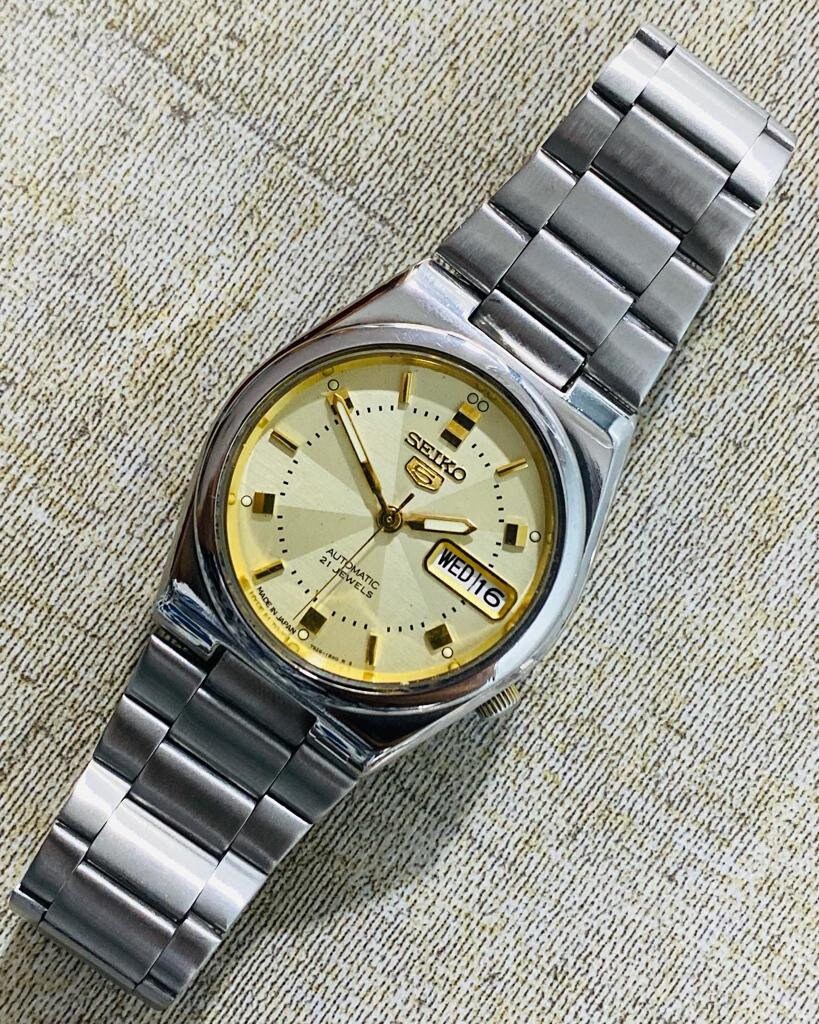 Buy Vintage Beautiful Seiko 5 Automatic Date day Movement No 7S26