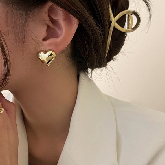 Heart clearance puff earrings