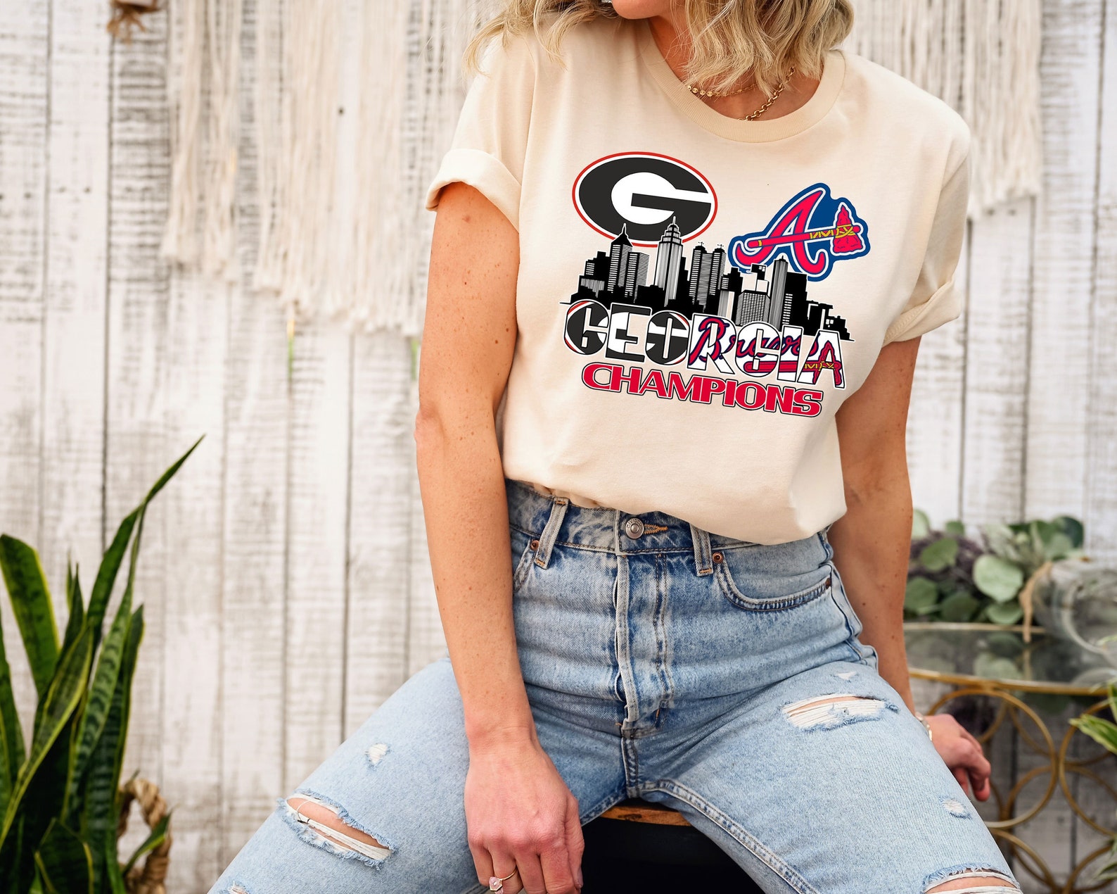 Unique Atlanta Georgia Skyline Georgia Champions Bulldogs Braves Shirt