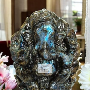 Beautiful Crystal Labradorite Ganesha Statue – Handmade Hindu God Idol for Temple, Worship, and Auspicious Gifting Decor