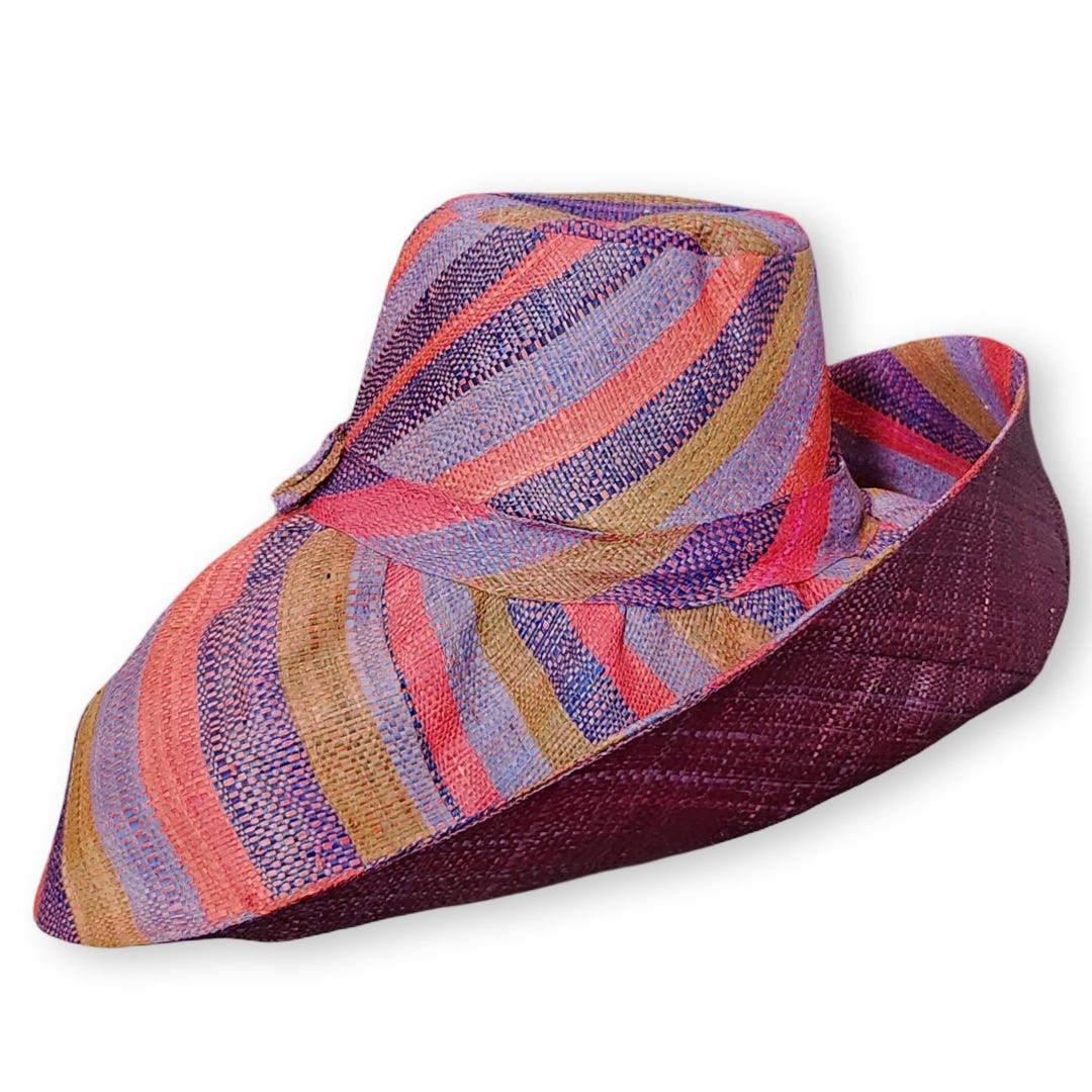 Handwoven Madagascar Raffia Sun Hat: Wide Brim, Packable  display picture 3