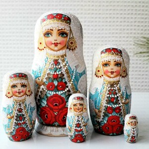 Exclusive collectible one of a kind matryoshka nesting dolls 5pcs set red flowers hand painted wooden figures holiday birthday gift