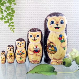 4&quot; Hedgehog nesting set 5pcs Handmade Russian matryoshka wooden toy animal stacking doll gift for boy girl birthday gift nursery home decor