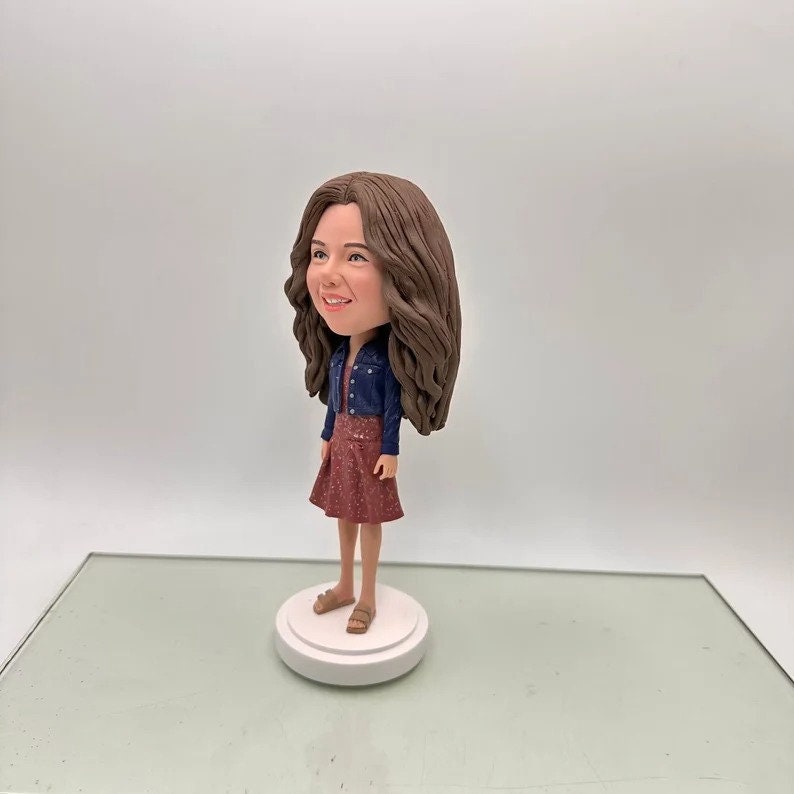Fully Customizable Female 1 Person Custom Bobblehead main image 1