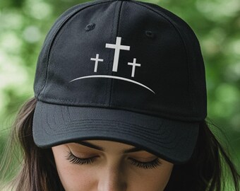 Cappello con croce ricamata, cappello cristiano, cappello con tre croci ricamate, Gesù, fede, cappello con versetto biblico, regalo religioso con 3 croci, abbigliamento cristiano