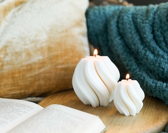 Wave Decorative Candle – Modern Coffee Table Decor, Cozy Home Gift, Birthday or Housewarming Gift for Friends & Sisters