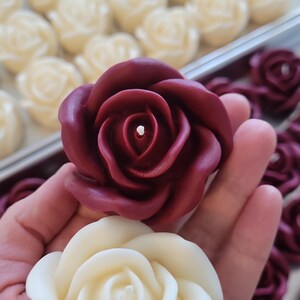 Rose shaped candle, Mother's day gift candle, Gift for mom, handmade natural soy wax candle, non-toxic image 4