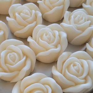 Rose shaped candle, Mother's day gift candle, Gift for mom, handmade natural soy wax candle, non-toxic image 2
