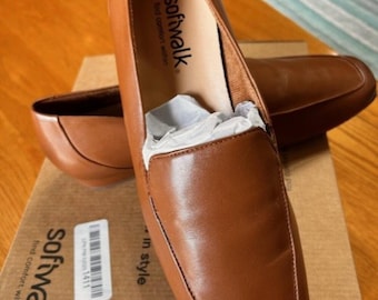 Soft Walk Loafer in Luggage size 8.5