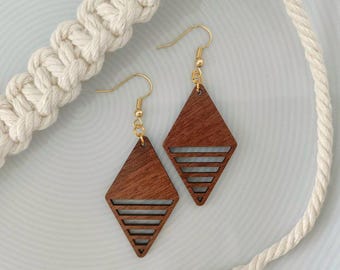 Plantillas elegantes para aretes de madera: Diseños colgantes cortados con láser (Descarga digital CDR)