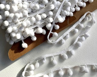 White Pom pom bobble trim, bright pom pom - sold by the metre