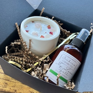 Candle Gift Box Candle Lover Gift Mothers Day Gift Box Room Spray Housewarming Candle Box Gift For Wife Floral Candle With Dried Flowers