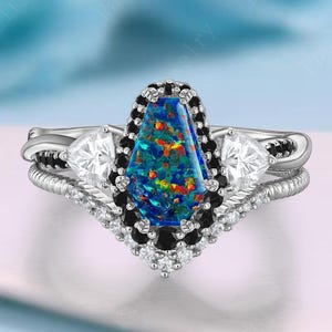 Bague de fiançailles unique en forme de cercueil avec opale de feu noire, bague de mariage Halo en or blanc 14 carats vintage, bague de promesse de mariée Art déco, cadeau