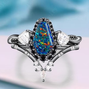 Ensemble de bague de fiançailles cercueil gothique opale de feu noire, or noir, bague de mariage empilée en moissanite, bague de promesse halo opale vintage, cadeau d&#39;anniversaire