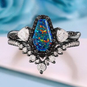 Ensemble de bague de fiançailles en opale de feu noire cercueil antique parure de mariée en or noir pour elle, parure de mariage halo opale vintage, cadeau de naissance d&#39;octobre