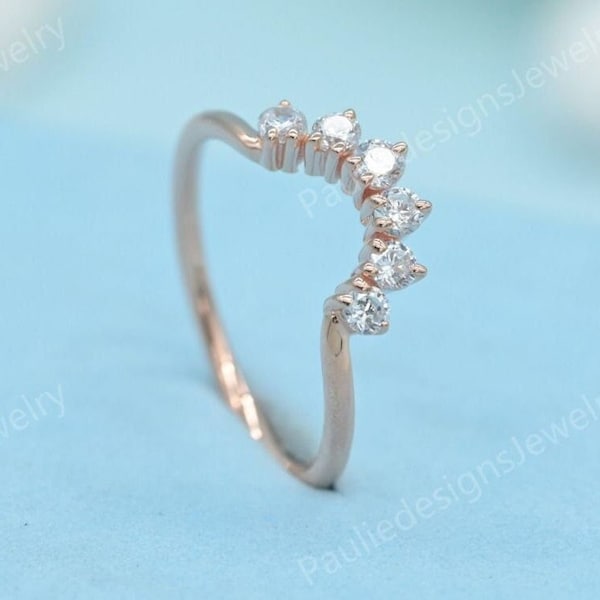 14K Rose Gold Round Moissanite Curved Band, Stackable Wedding Rings, Unique Bridal Cluster Curve Jewelry