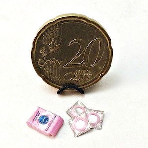Dollhouse miniature &quot;Condoms&quot; 1/12 Cute Sex toys, Pink box +3 Condoms
