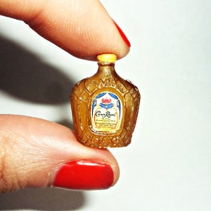 Dollhouse miniature 1:12 Whiskey Bottle