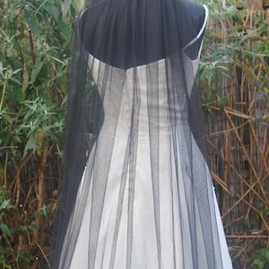Black Simple sheer minimalist veil, Barely-there Veil, 1 Tier veil, Wedding Veil, Cathedral veil,Fingertip length veil